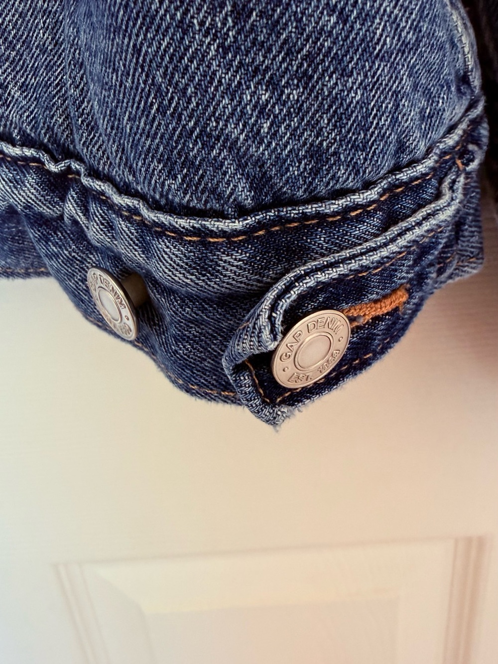 GAP Blue Denim Jacket with Cream Sherpa Lining - Picture 7 of 11